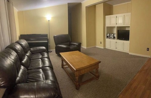 Cooperstown - Otsego Lake House | Cooperstown Shadow Brook Campground Cottage