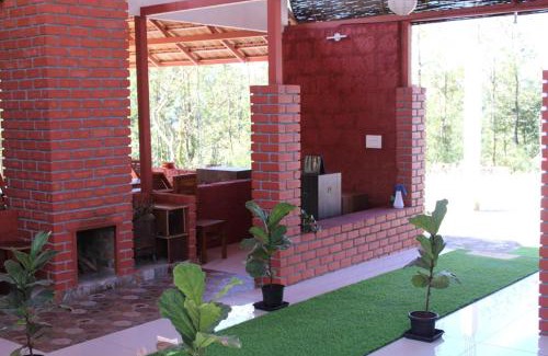 Virarajendrapet House | Coorg Happy Estate Stay