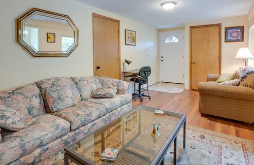 Coos Bay Apartment | Coos Bay Apartment: Hiking Trail + Creek Access!