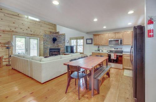 Ellijay House | Coosawattee River Resort Home Mins from Blue Ridge