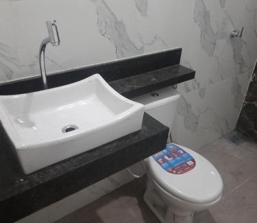 Providencia Villa | COP 30 Casa com 3 quartos sendo 1 suite 4 banheiros sala cozinha e garagem