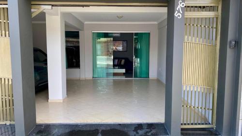Canudos House | Cop 30 home with garden and lake