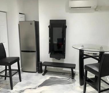 Belleville Apartment | Copa Cabana