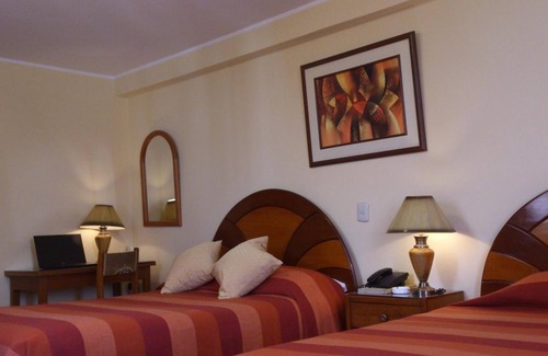 Tacna Hotel | Copacabana Hotel