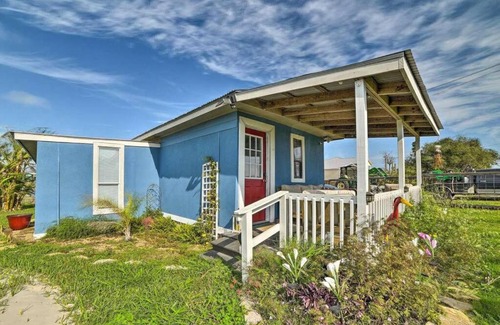 Rockport House | Copano Bay Cottage w/Private Dock & Kayaks!