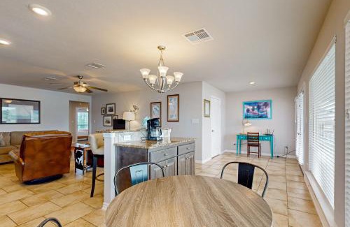 Rockport House | Copano Bayfront Haven