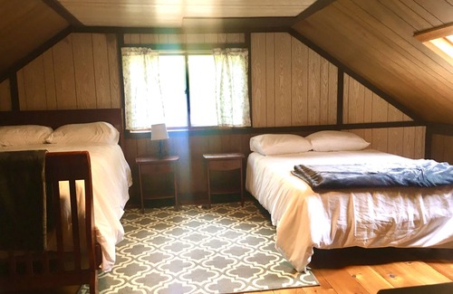 Stratton House | Coplin Camp 7 Miles from Sugarloaf