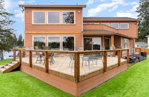 Black Diamond House | Copper Hawk