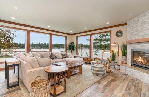 Black Diamond House | Copper Hawk