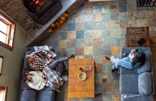 Golden Cabin | Copper Horse Lodge