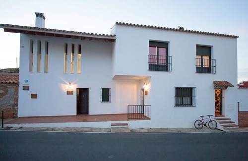 El Almendro Cottage | Copper House - La Mina Rural