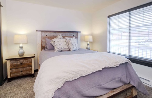 Butte House | Copper King Extended Stay Collection - Fully Furnished 2 bedroom duplex house