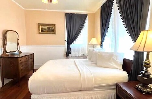 Bisbee Hotel | Copper Queen Hotel