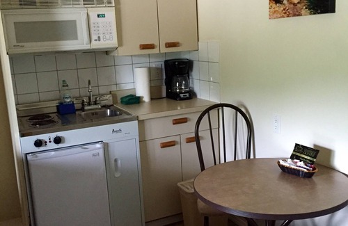 Terrace Hotel | Copper River Motel