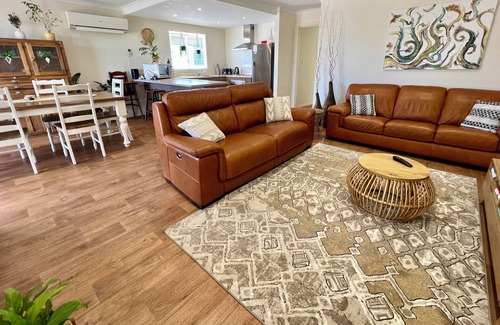 Wallaroo House | ♡Copper Shores Holiday House - a home away from home!