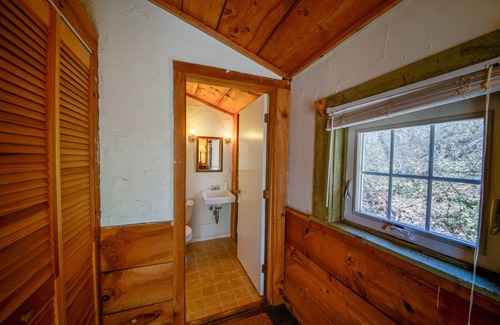 Wellfleet Hotel | Copper Swan