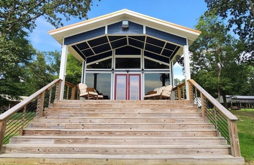 Centre Cottage | Copper Top on Weiss Lake
