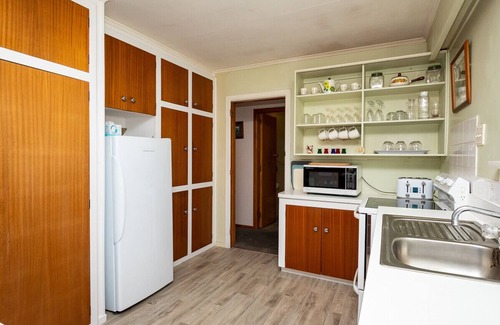 Te Anau Cottage | Copper Trout Cottage - Te Anau Bach