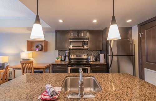 Copperstone Resort Condo | Copperstone Resort - Mountain View Suite
