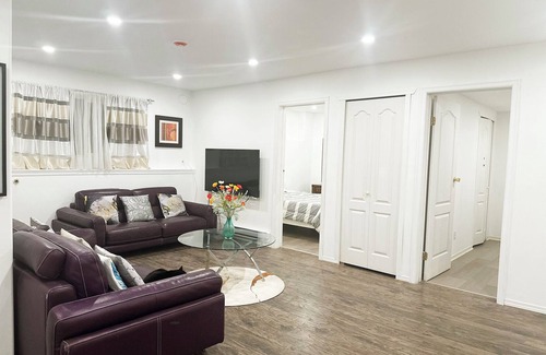 Coquitlam House | Coquitlam, Douglas College, Lafarge Lake, Town Center Park