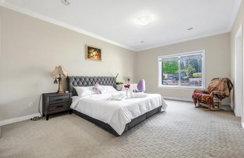 Coquitlam House | Coquitlam Heights Private Room
