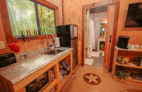 Tyler Cabin | Cora's Cabins