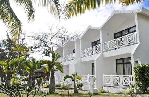 Mont Choisy Resort | Coral Azur Beach Resort Mont Choisy
