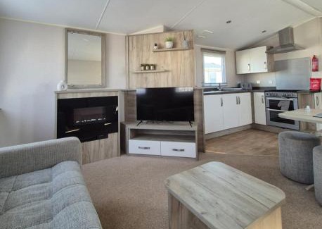 Ingoldmells House | Coral Beach Ingoldmells 8 berth caravan FAMILY RAN