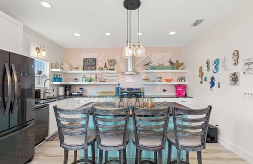 West Panama City Beach House | Coral Casa in Laguna Beach, 2B/2B, Pet friendly