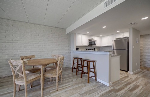 Shibui Sands Condo | Coral Cay #121 | 1 Bed, 1 Bath