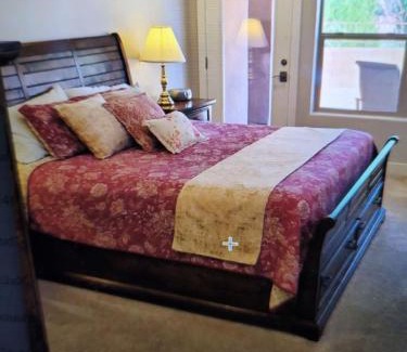 Kanab House | Coral Cliff View - Amazing Views and Pool