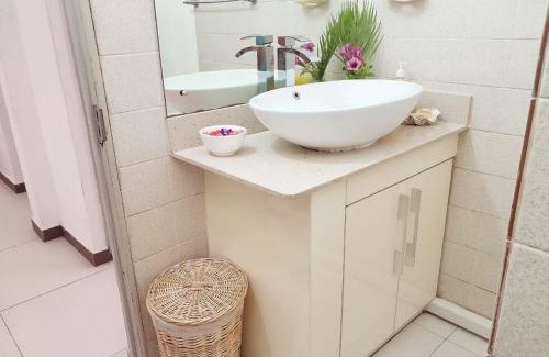 Trou aux Biches House | Coral Cottage Homestay