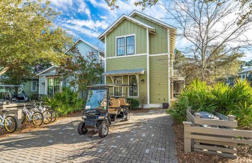 Watercolor House | Coral Cottage