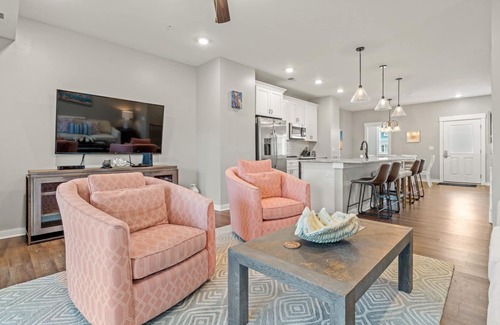 Bermuda Bay House | Coral Cove at Cambridge Cove with Private hot tub and Near Beach!