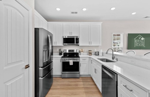 Myrtle Beach House | Coral Crush - Across from Ocean & Dog friendly