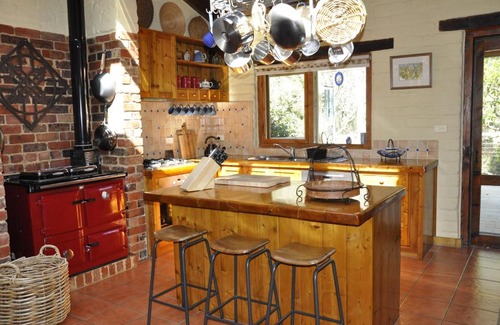 Forrest House | Coral Fern Retreat