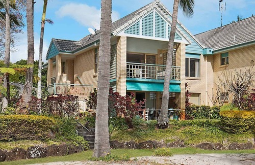 Tweed Heads Apartment | Coral Gate 40 - Absolute Waterfront - Min. 3 Night Stays!