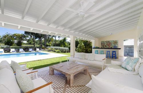 Gibbes House | Coral House 3 bedroom home by Bluescape