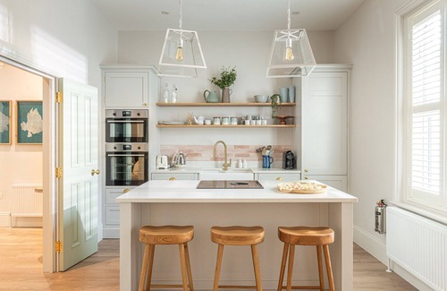 Bournemouth City Centre Cottage | Coral House - Luxury Cottages