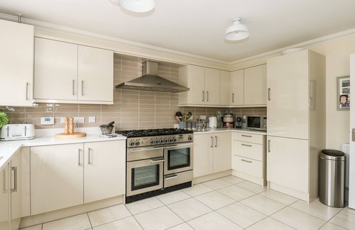 Overstrand Cottage | CORAL HOUSE, luxury holiday cottage, with a garden in Overstrand