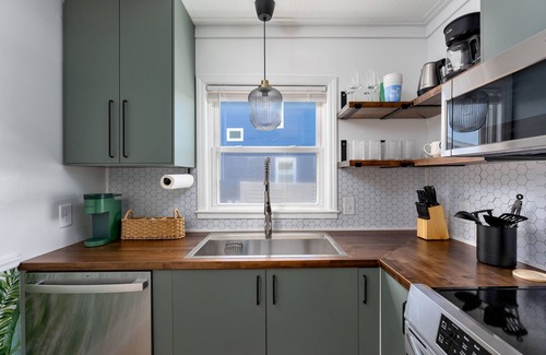 Wrightsville Beach House | Coral House - Incredible Sunsets + Walk to Beach!