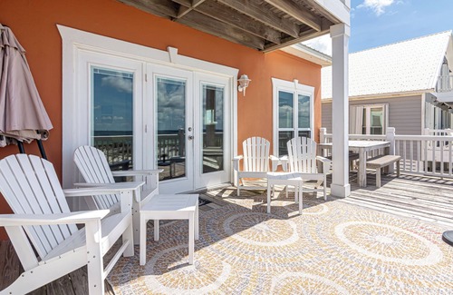 Morgantown House | Coral Reef East is a 4 bedrooms and 3 bath unit in wonderful Morgantown Sub-Division with access to pools and tennis courts. This home will accommodate up to 12 people. Please note that this home only rents for the summer.May 21 to August 19.