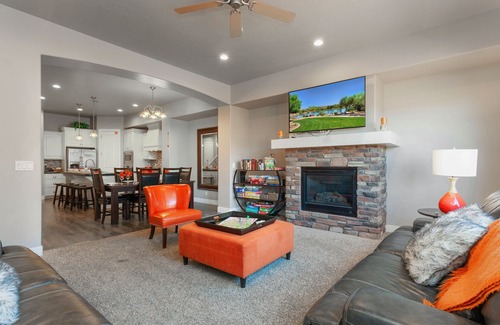 Washington House | Coral Ridge Resort 2081 | Private Hot Tub, Resort Pool and Golf Views
