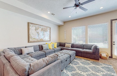 Washington House | Coral Ridge Retreat