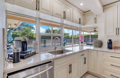 Coral Springs House | Coral Springs Paradise with Backyard + Heated Pool