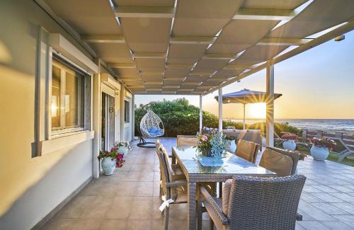 Stavros House | Corali House