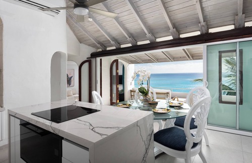 Lazaretto Apartment | Coralita No.4, Oceanfront Apartment Near Sandy Lane