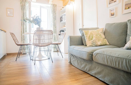 Moneglia Apartment | CORALLO APARTMENT With Bath & Kitchnette City Centre| PVT PARK