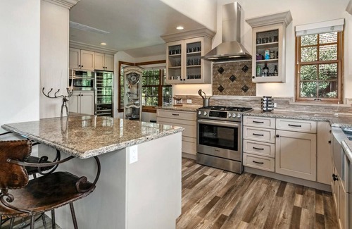 Cordillera House | Cordillera 5 bed home with Amazing views