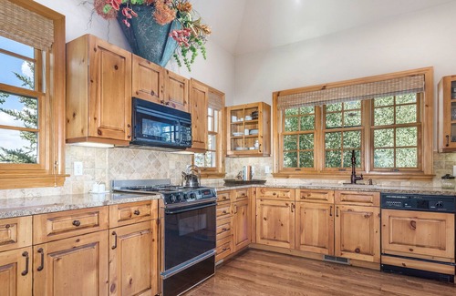 Cordillera House | Cordillera Ranch: Mountain & Golf Course Views; Close to Beaver Creek and Vail